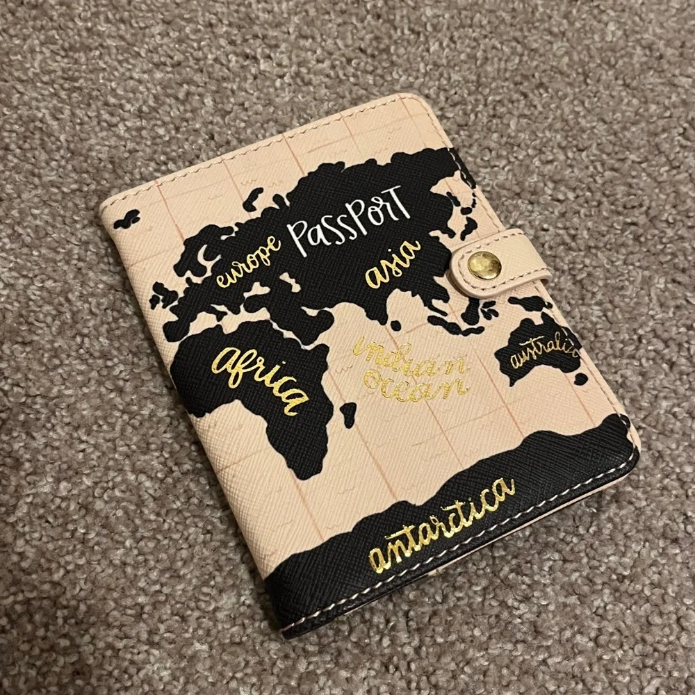Anthropologie and 1Canoe2 World Map Passport Holder Cover and Luggage Tag Set
